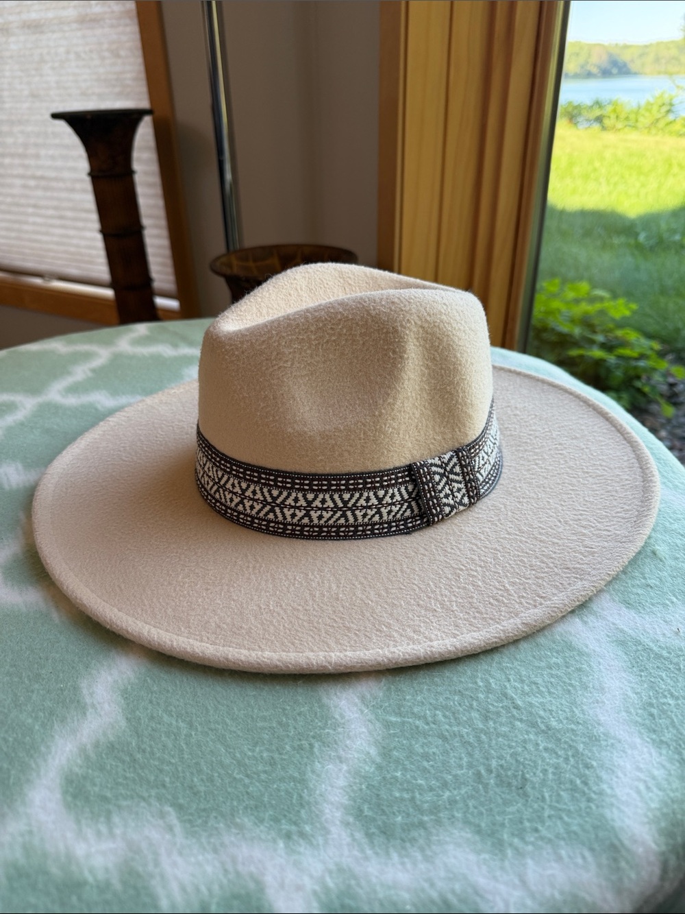 Women's Cream Wide Brim Fedora with Patterned Band - Faux Fleece